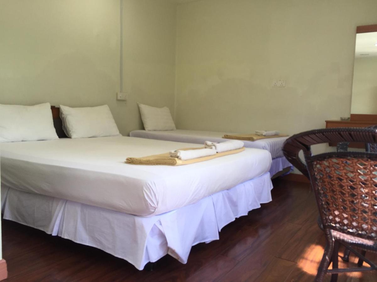 Hotel Sri Malim Tanjong Malim Exteriör bild