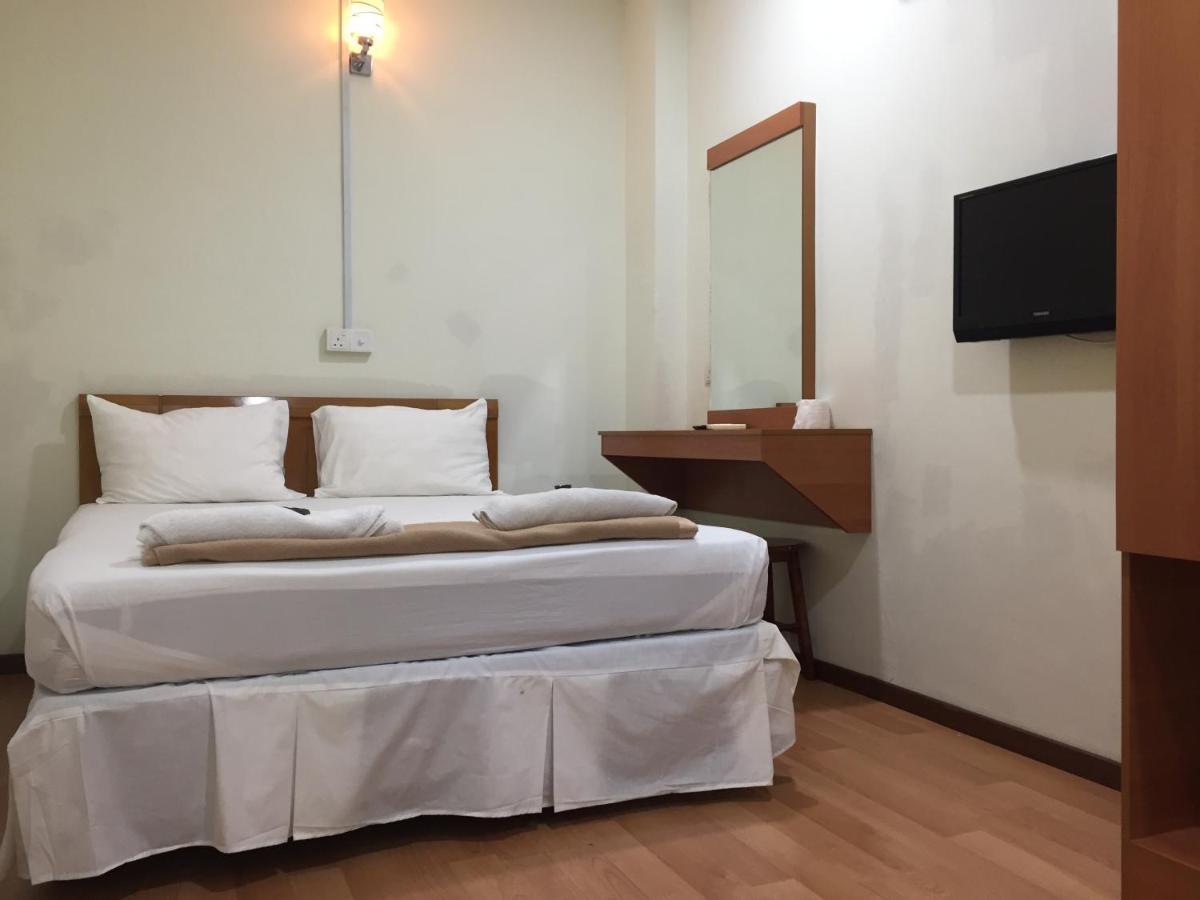 Hotel Sri Malim Tanjong Malim Exteriör bild